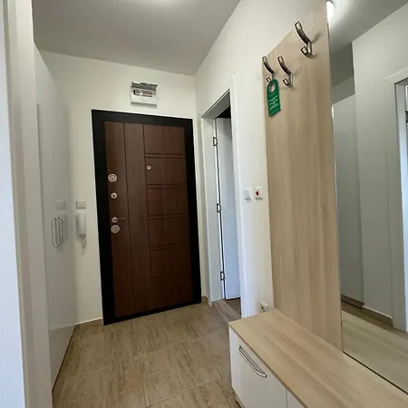 Horizon 20 'a' Apartment